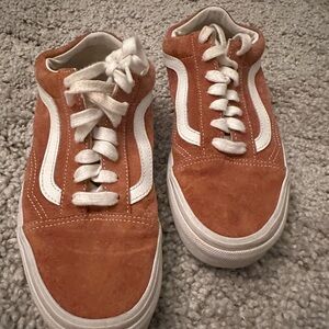 Vans suede sneakers like new barely worn